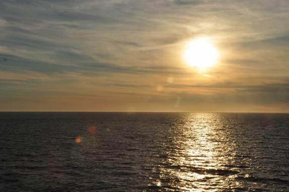 Fim de tarde na viagem de ferry-boat entre Mazatlán e La Paz, na Baja California - México